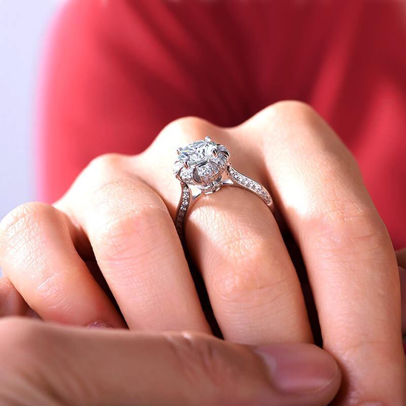 D-VVS1 Round Premium Moissanite Luxury Floral Gold Engagement Ring - Image 8