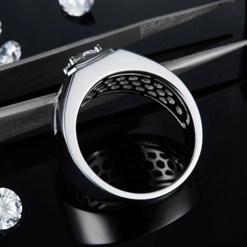 Moissanite T-shaped sterling silver wedding ring for men - Image 6